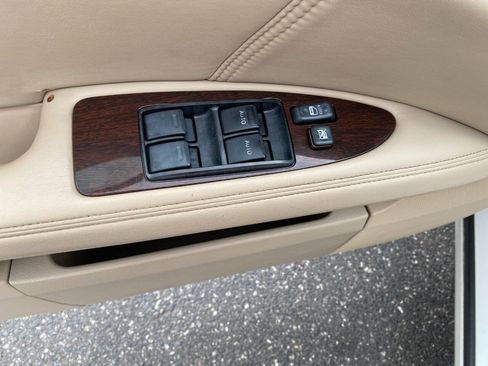 Used 2008 Toyota Avalon Limited FWD image 11