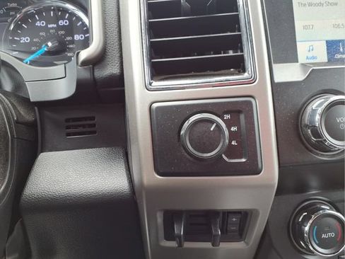 Used 2021 Ford F250 Lariat w/ Lariat Value Package AWD/4WD image 9
