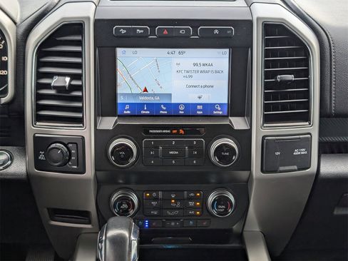 Used 2020 Ford F150 Lariat w/ Equipment Group 502A Luxury image 16