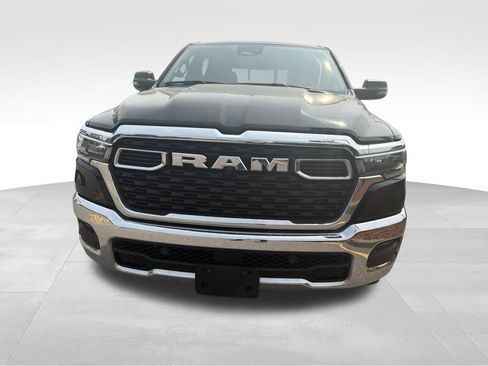 Used 2025 RAM 1500 Big Horn AWD/4WD image 7