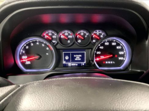 Used 2022 Chevrolet Silverado 1500 Custom image 24