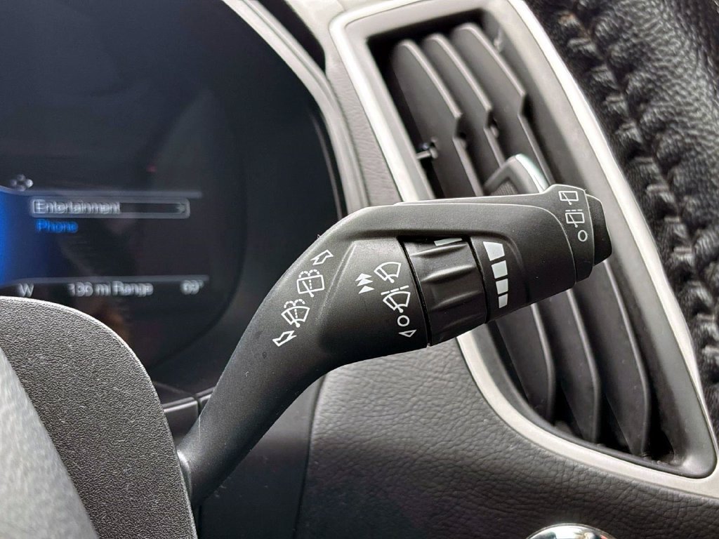 Used 2024 Ford Edge SEL AWD/4WD image 24