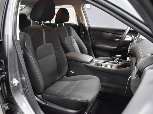 New 2025 Nissan Sentra SV image 14