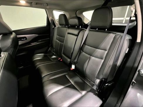 Used 2024 Nissan Murano SV image 23