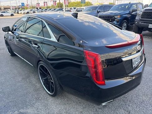 Used 2016 Cadillac XTS Luxury FWD image 2