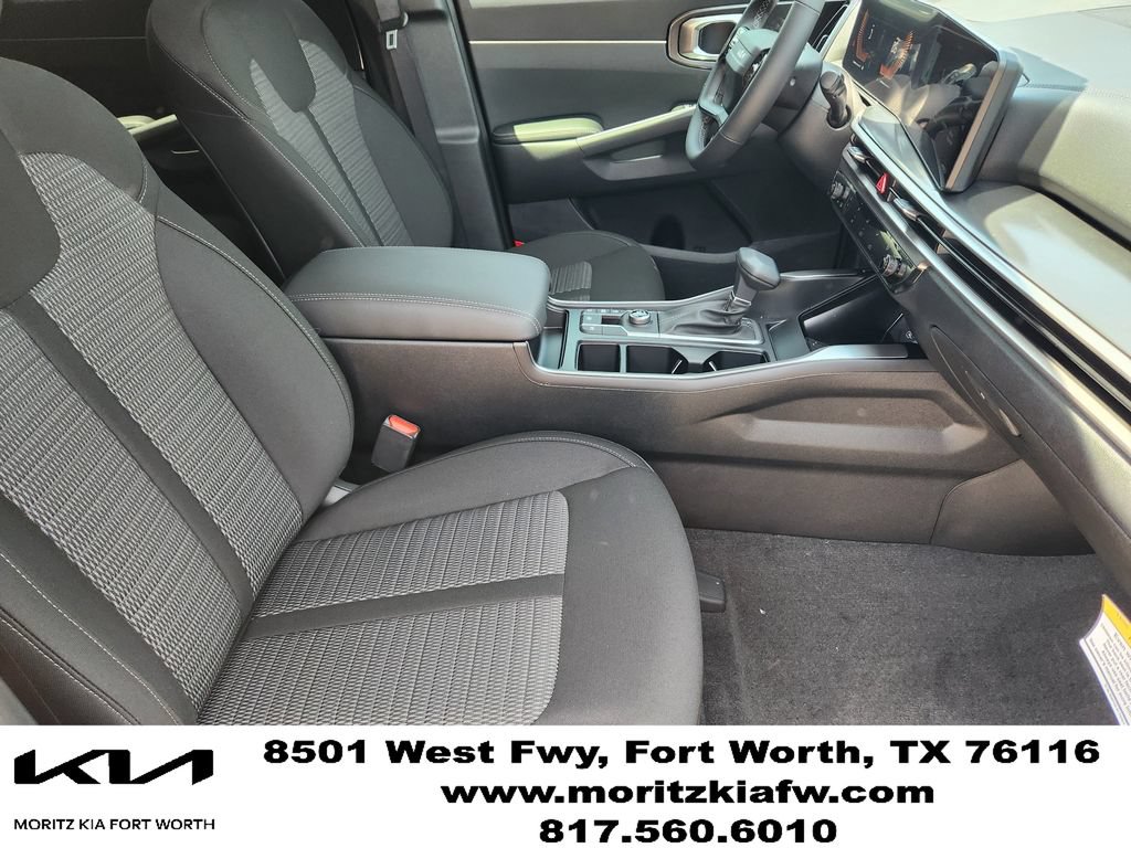 New 2026 Kia Sorento LX FWD image 10