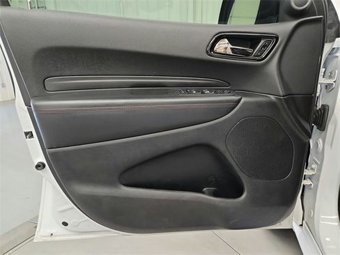 Used 2023 Dodge Durango GT image 28
