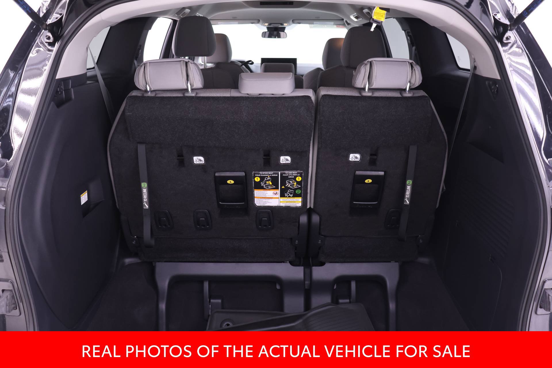 Certified 2025 Toyota Sienna LE AWD/4WD image 15