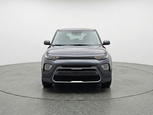Used 2025 Kia Soul LX w/ LX Technology Package image 2