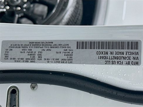 New 2026 Jeep Compass Latitude image 19