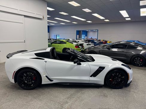 Used 2019 Chevrolet Corvette Z06 image 6