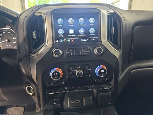 Used 2022 GMC Sierra 1500 SLT w/ SLT Premium Package AWD/4WD image 19
