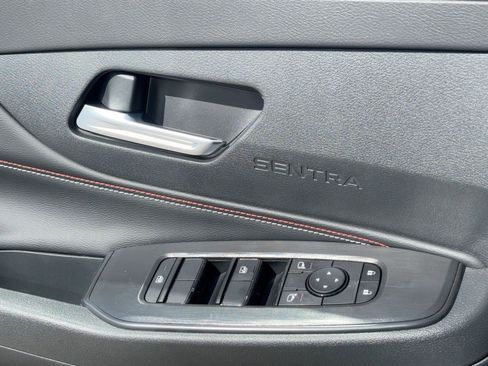 New 2026 Nissan Sentra SR w/ Floor Mat Package FWD image 21