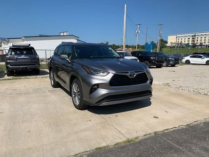 New 2025 Toyota Highlander Platinum