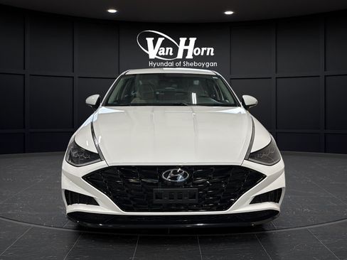 Used 2023 Hyundai Sonata SEL w/ Preferred Accessory Package FWD image 3