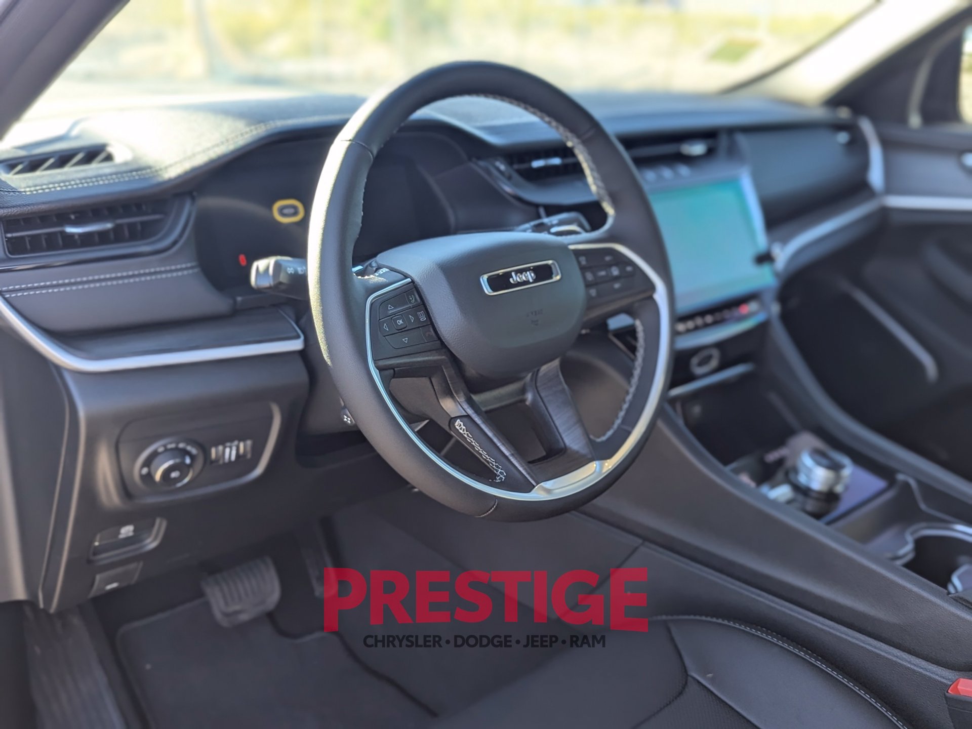New 2026 Jeep Grand Cherokee Limited AWD/4WD image 12