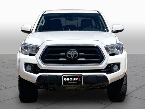 Used 2021 Toyota Tacoma SR5 RWD image 4