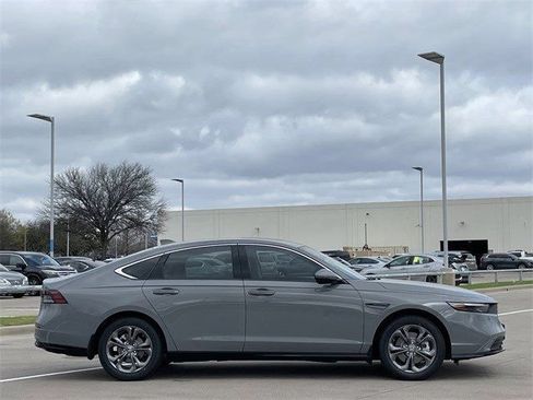 New 2026 Honda Accord EX-L image 3