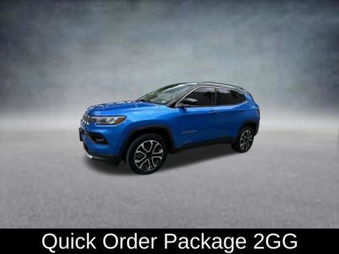 Certified 2022 Jeep Compass Limited AWD/4WD image 3