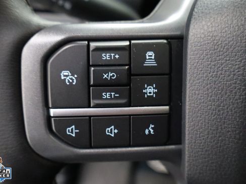 Used 2025 Ford F150 Lariat w/ Equipment Group 502A High AWD/4WD image 11