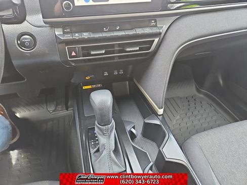 Used 2025 Toyota Camry LE image 17