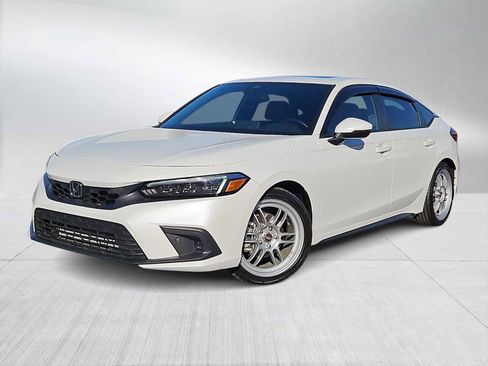 Used 2024 Honda Civic Sport Touring image 1