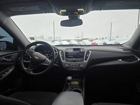 Used 2022 Chevrolet Malibu LS image 6