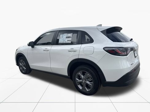 New 2026 Honda HR-V LX image 6