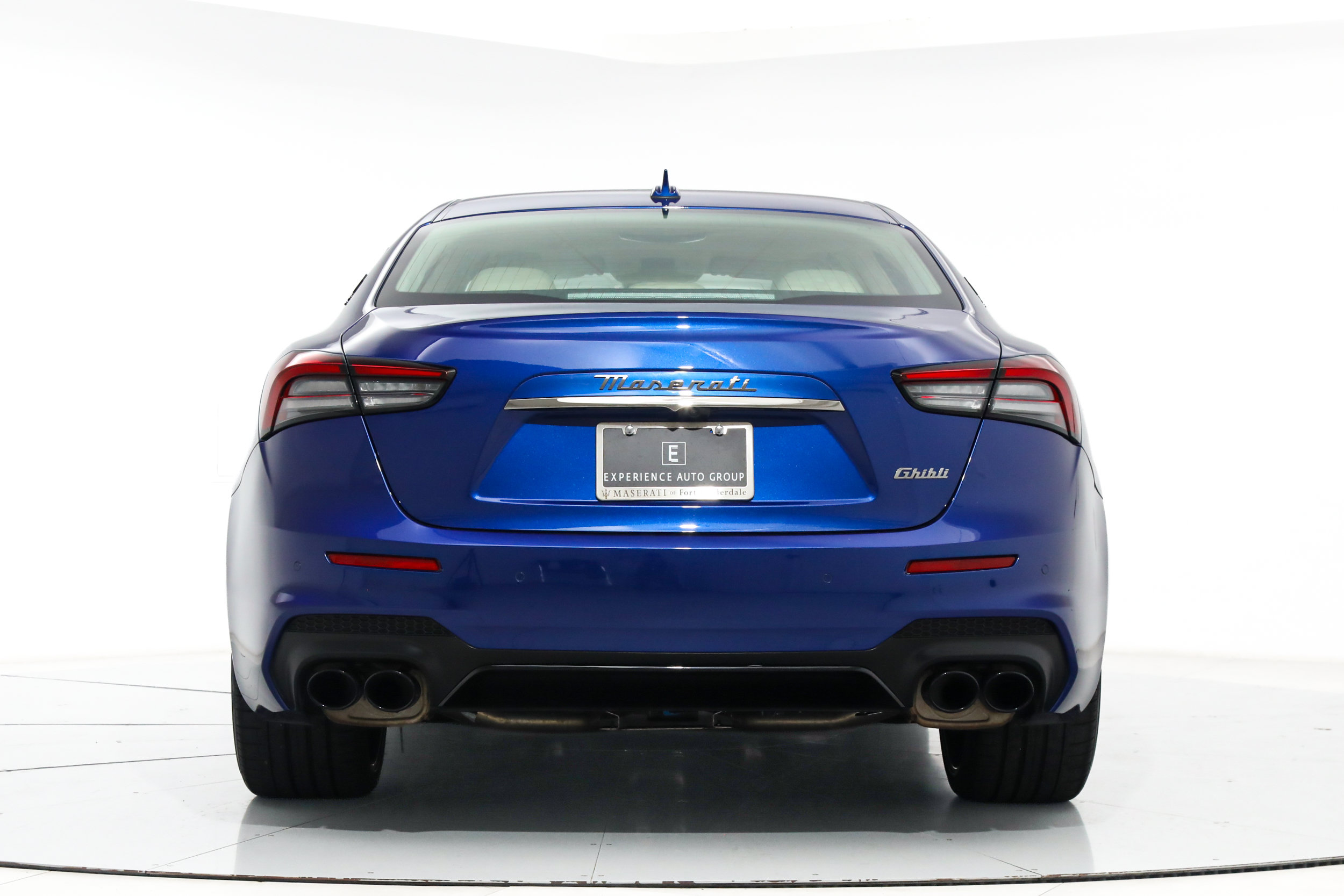 Certified 2023 Maserati Ghibli Modena RWD image 4