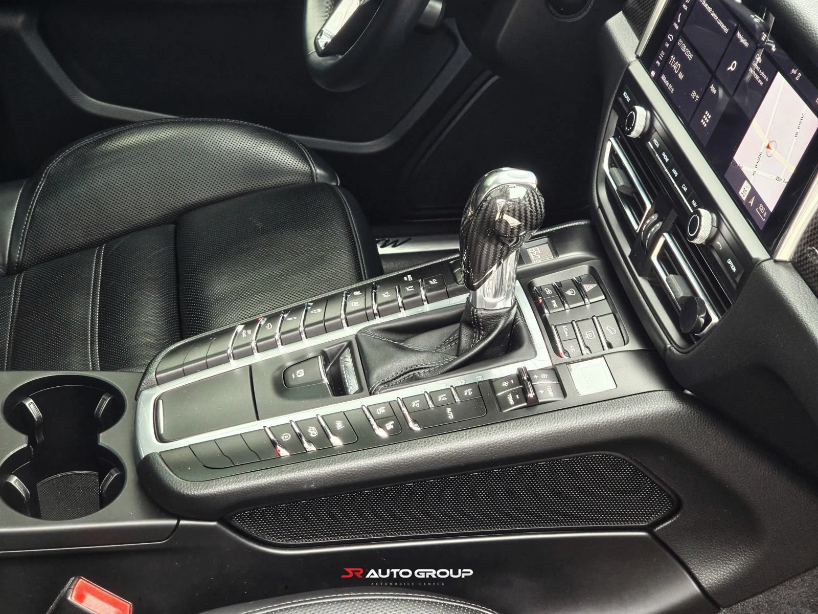 Used 2020 Porsche Macan S AWD/4WD image 44