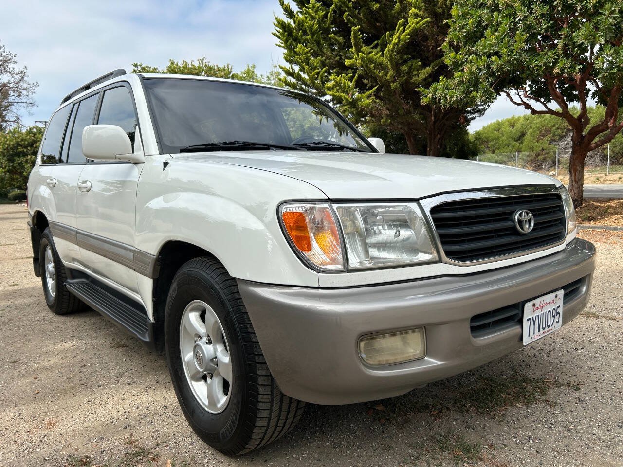 Used 1999 Toyota Land Cruiser AWD/4WD image 9