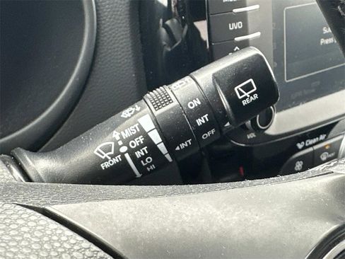 Used 2017 Kia Soul + image 24