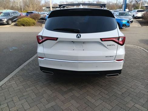 Used 2023 Acura MDX SH-AWD w/ Advance Package image 5