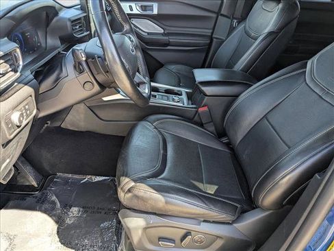 Used 2020 Ford Explorer ST w/ Premium Technology Package image 16