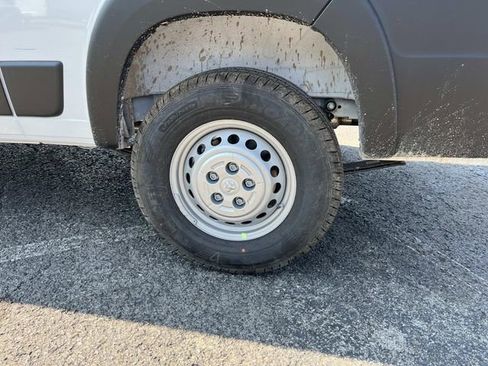 New 2026 RAM ProMaster 1500 w/ Convenience Group image 11