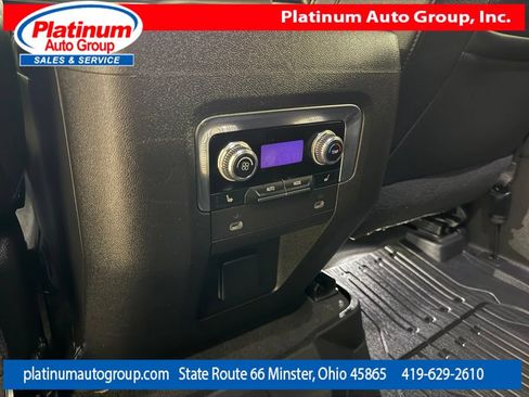 Used 2021 GMC Yukon XL AT4 AWD/4WD image 29