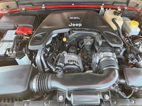 Used 2020 Jeep Wrangler Unlimited Rubicon AWD/4WD image 33