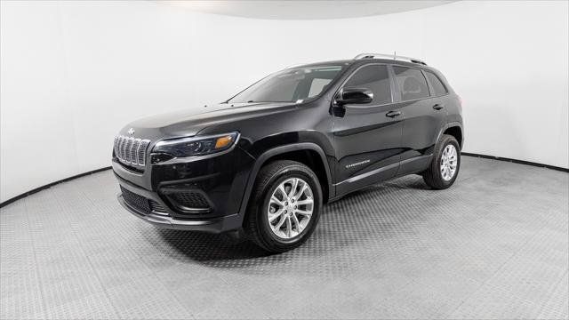 Used 2020 Jeep Cherokee Latitude AWD/4WD image 2