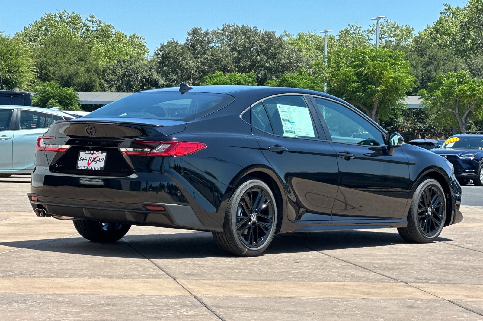 New 2026 Toyota Camry SE FWD image 4