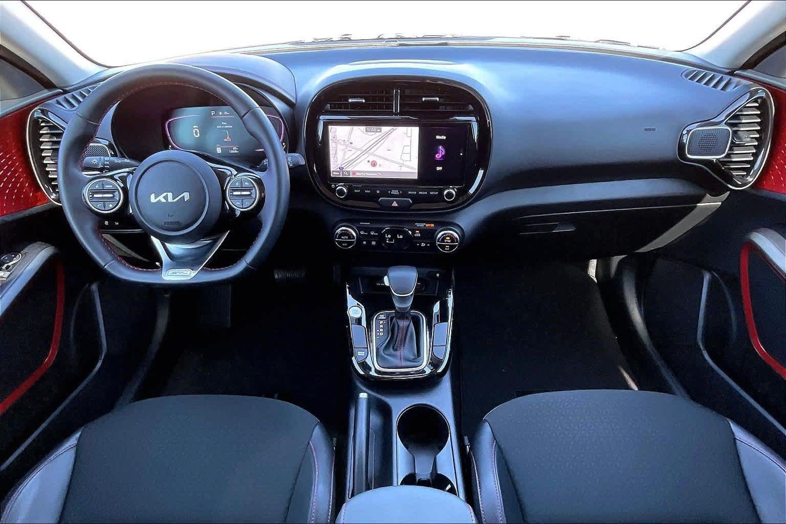 Used 2024 Kia Soul GT-Line FWD image 10