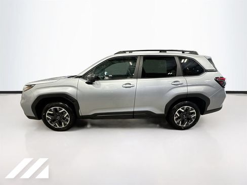 Used 2026 Subaru Forester Premium AWD/4WD image 8