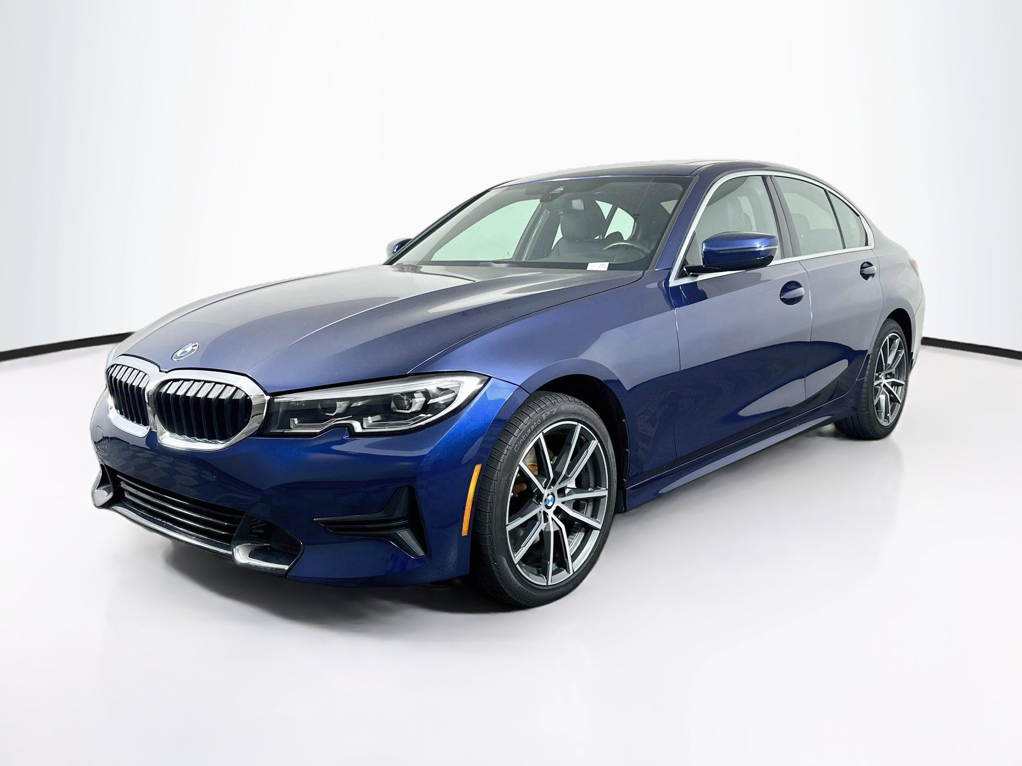 Used 2020 BMW 330i xDrive Sedan w/ Convenience Package AWD/4WD image 3