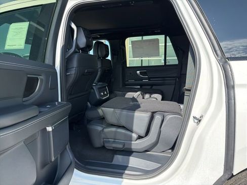 New 2026 Ford Expedition Max Platinum AWD/4WD image 16