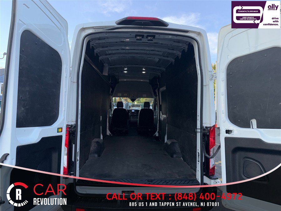 Used 2024 Ford Transit 250 148 High Roof Extended w/ Load Area Protection Package RWD image 6