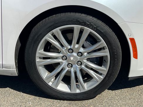 Used 2018 Cadillac XTS Luxury FWD image 18