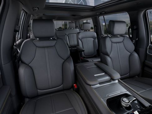 New 2026 Jeep Grand Wagoneer 4WD image 16