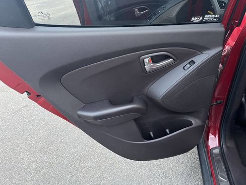 Used 2013 Hyundai Tucson Limited image 15