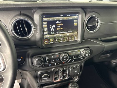 Certified 2023 Jeep Wrangler Unlimited Sahara w/ Cold Weather Group AWD/4WD image 18