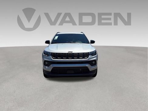 New 2026 Jeep Compass Latitude AWD/4WD image 18