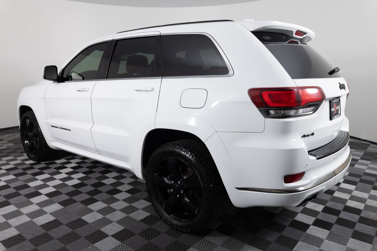 Used 2016 Jeep Grand Cherokee High Altitude AWD/4WD image 4